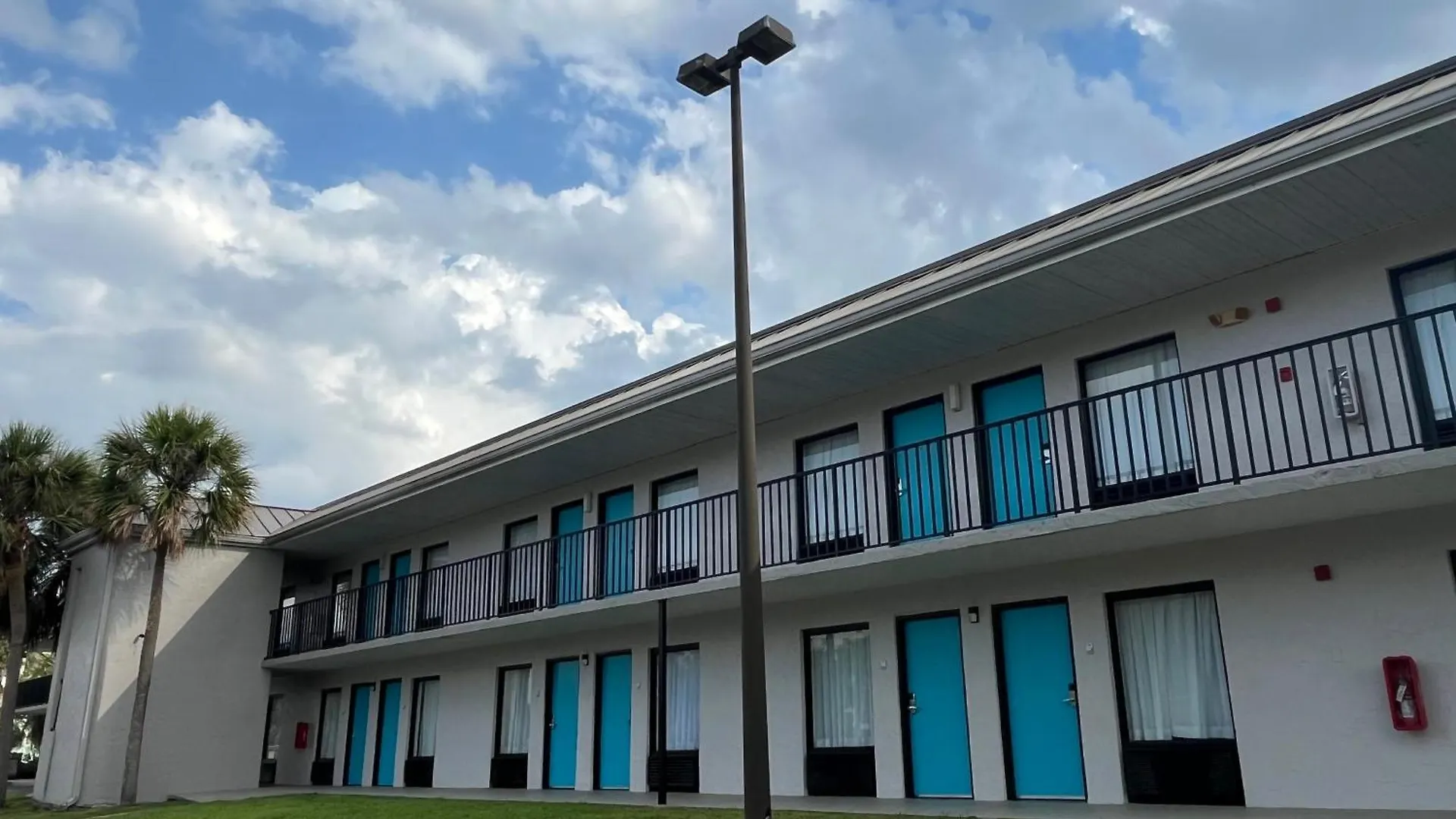 Hotel Clarion & Kissimmee-lake Buena Vista South 3*