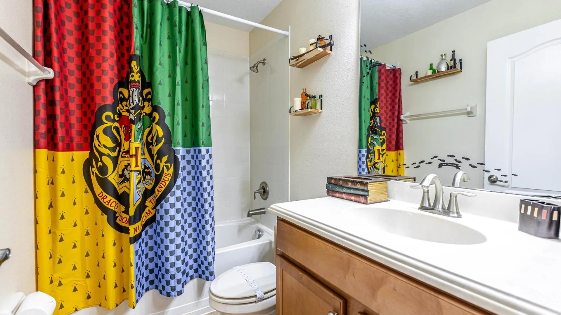 Special Offer Impressive With Pool Close To 2967pp 度假居