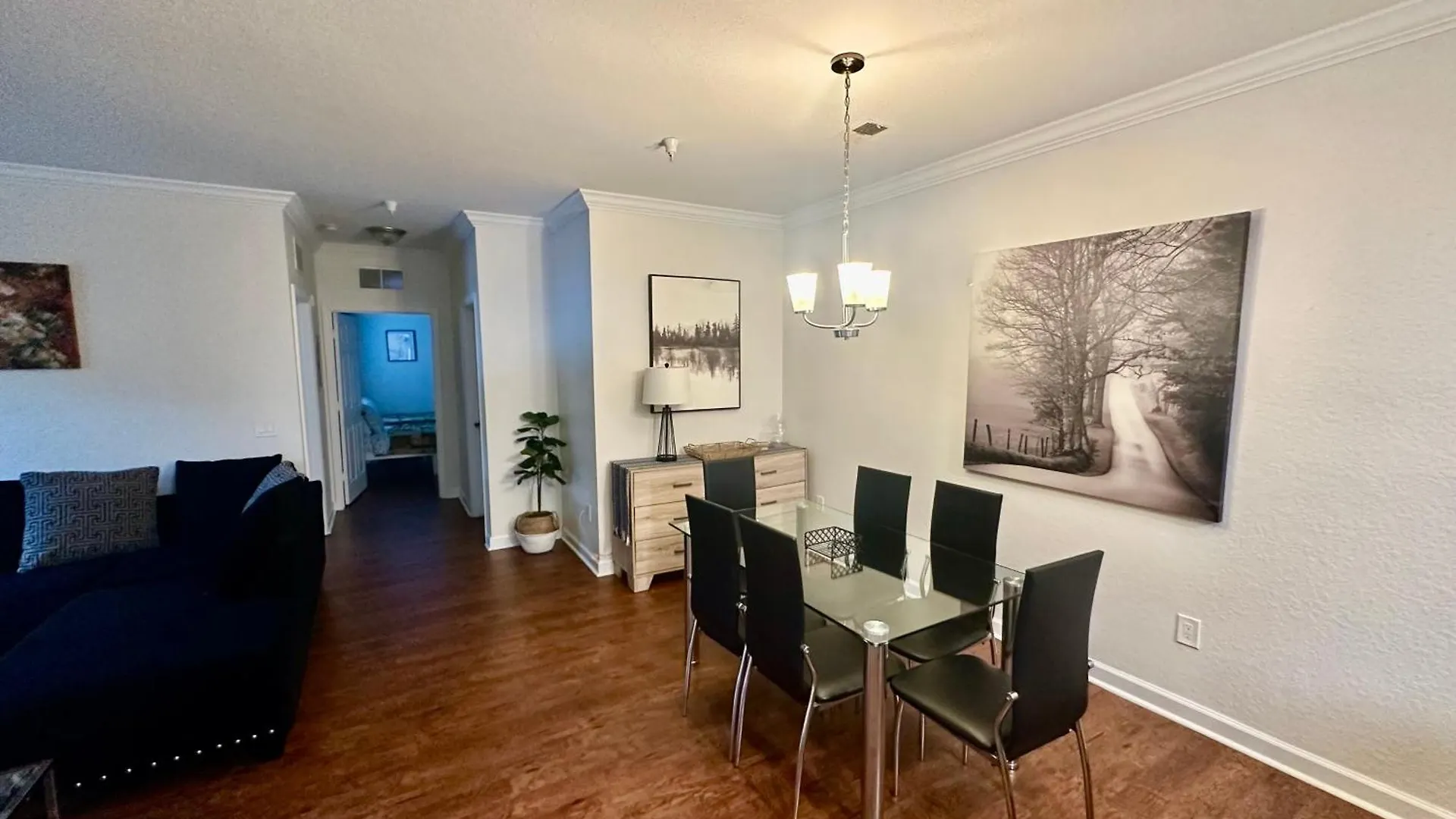 Grand Paradise 3br Near Attractions Lejlighed