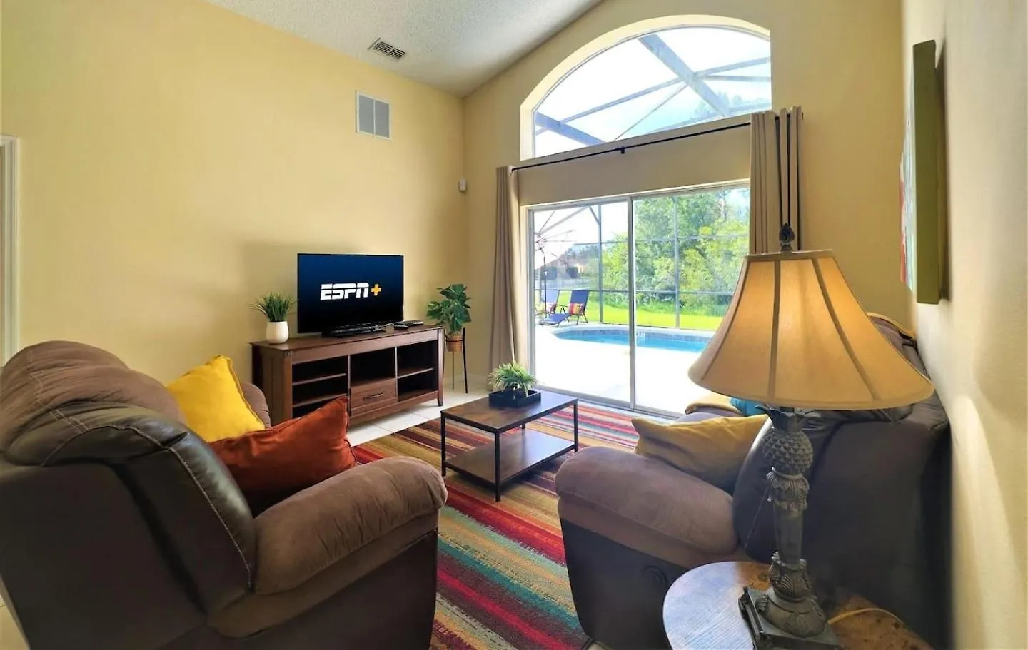 Feriehus Restful 4br 3ba With Bbq, Heated Pool & Kissimmee