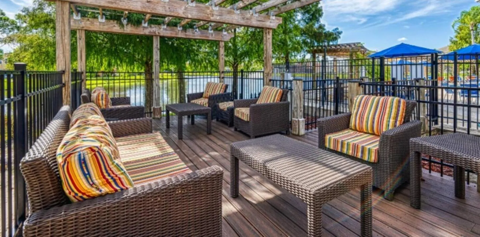 Feriehus Restful 4br 3ba With Bbq, Heated Pool & *