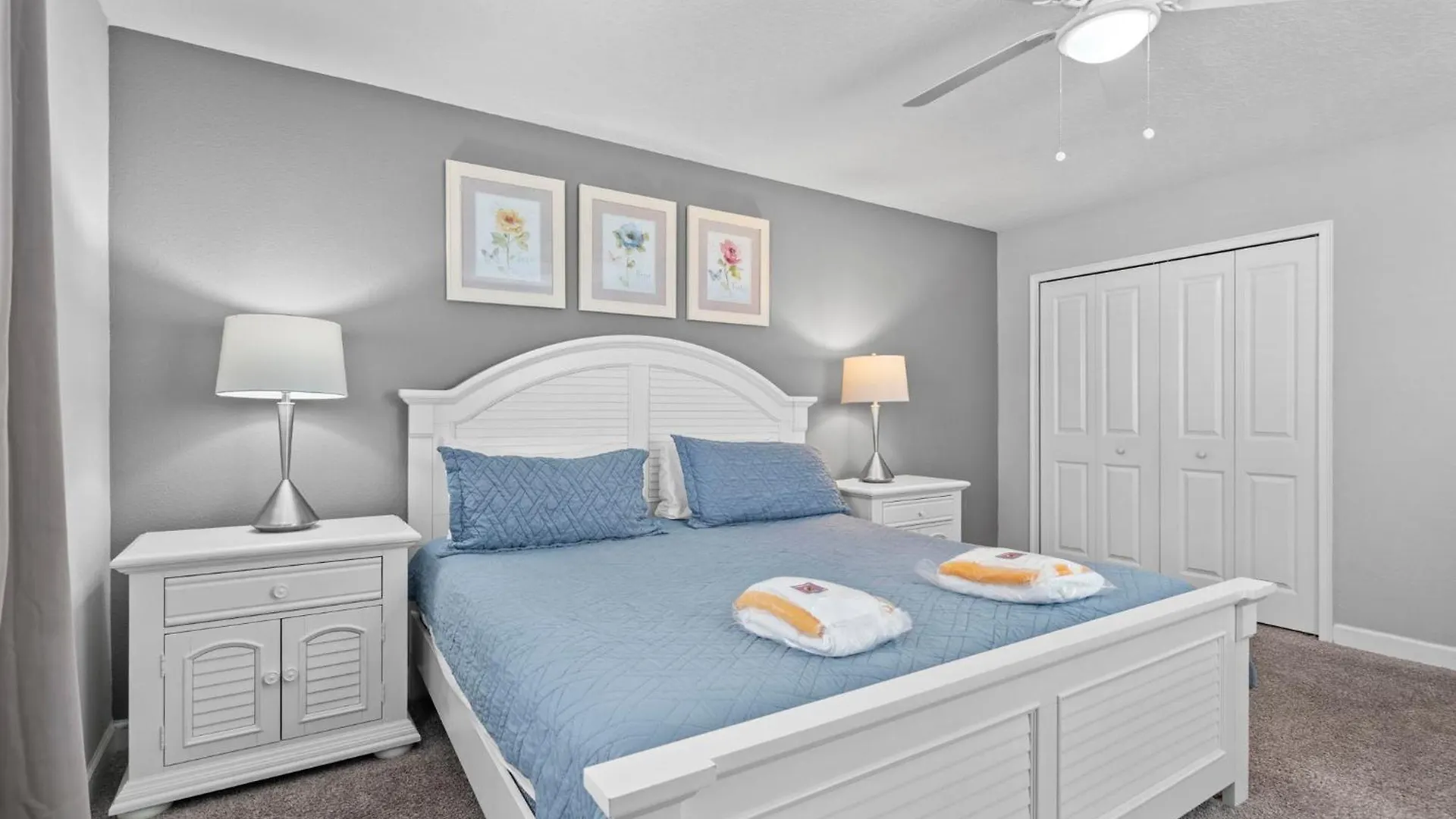 5 Bedroom 5 Bathroom Storey 4760kc Holiday home *