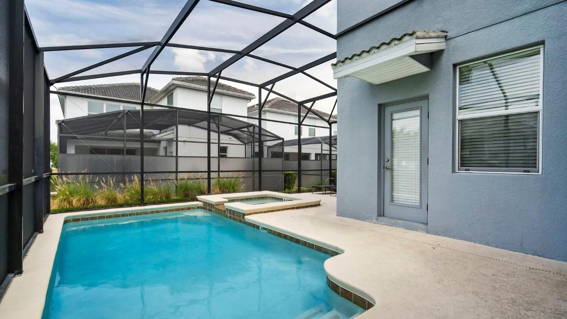 Holiday home 5 Bedroom 5 Bathroom Storey 4760kc *