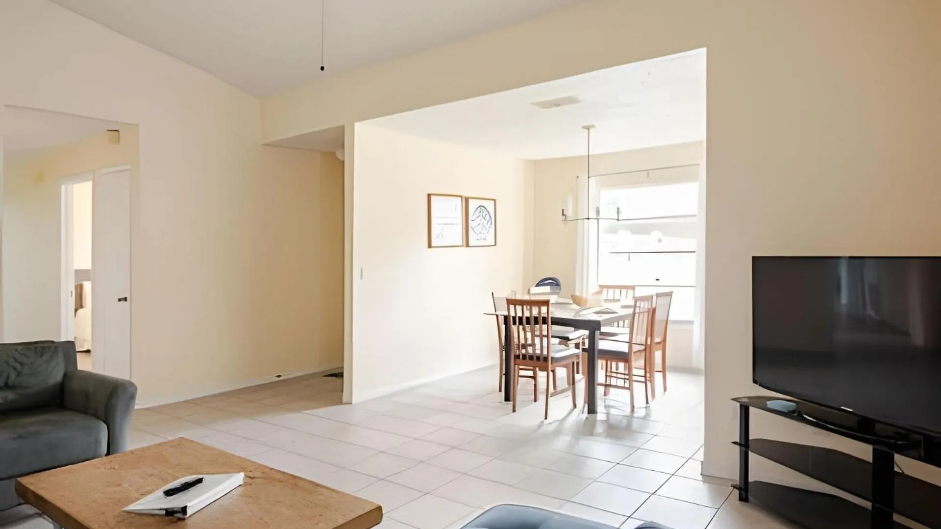 *renovated* Located Pool *