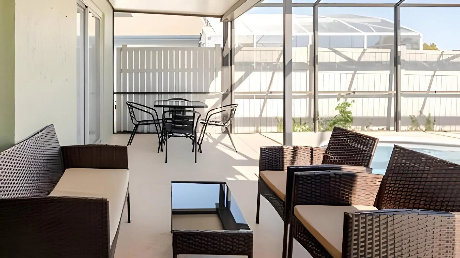 Сasa de vacaciones Lakeside View Pool Home, Close To Disney, Malls *