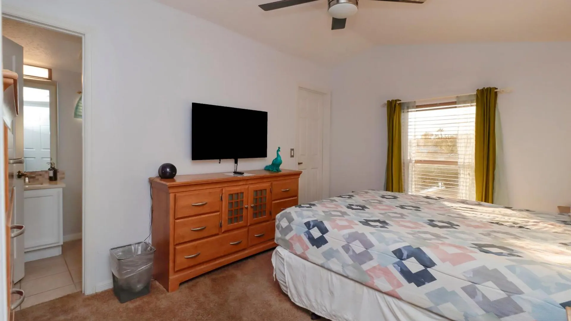 South Facing Pool With View - Hot Tub - Berkley Gated - Nr Villa *