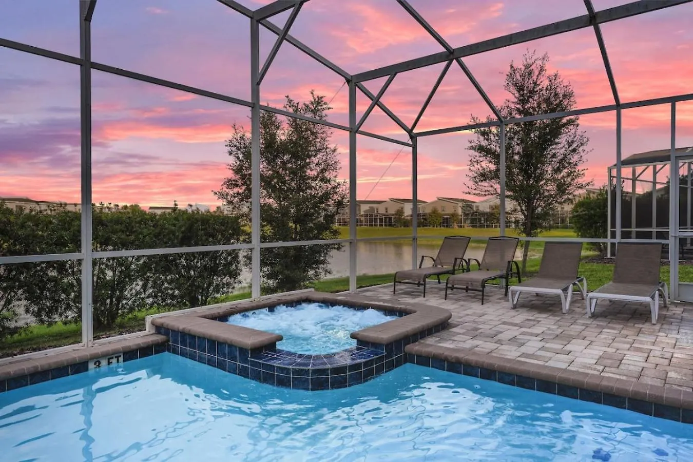 Casa vacanze Lakefront 9br Pool Near World