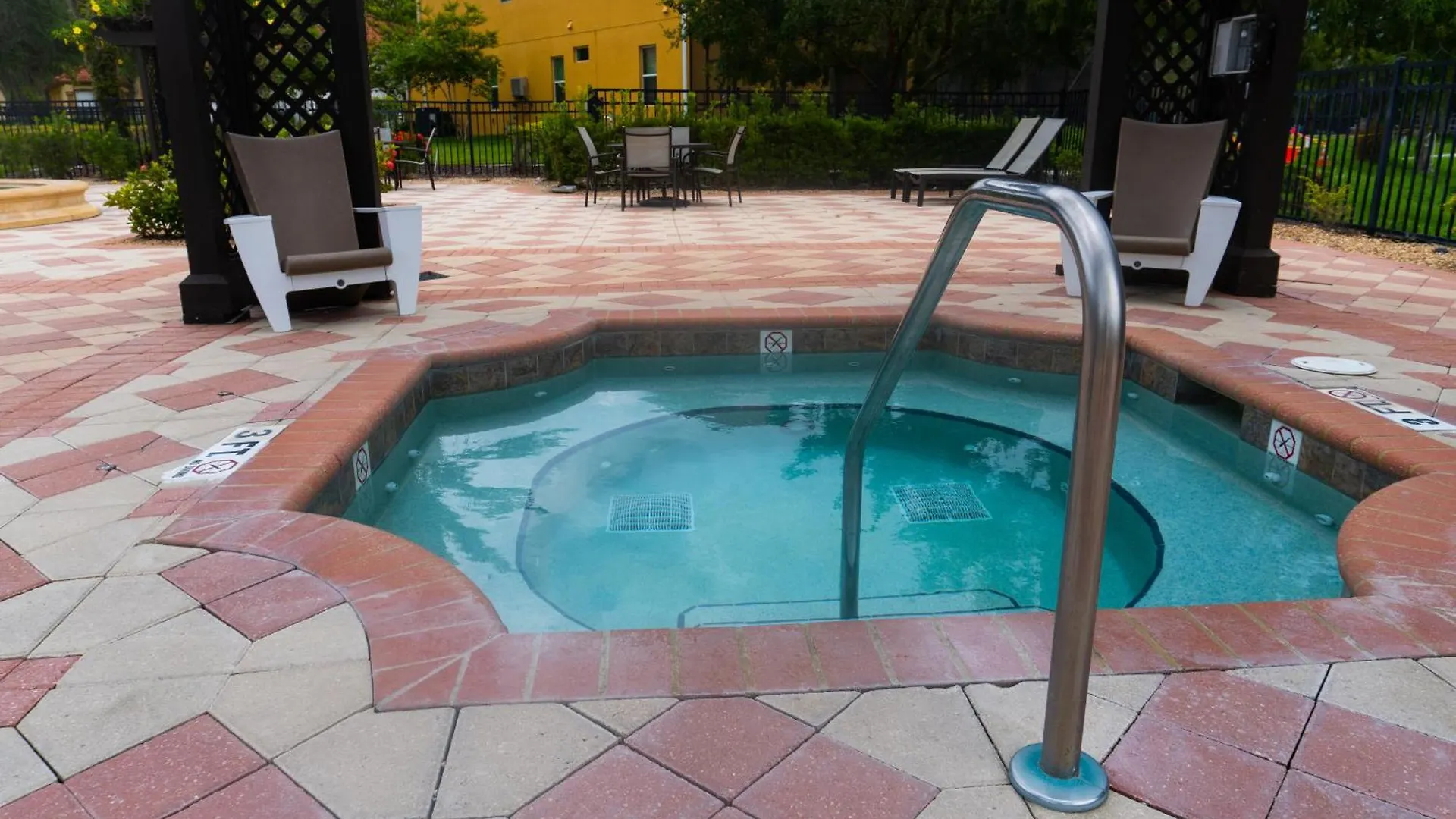 Private Pool Close To With Ammenities פארק נופש