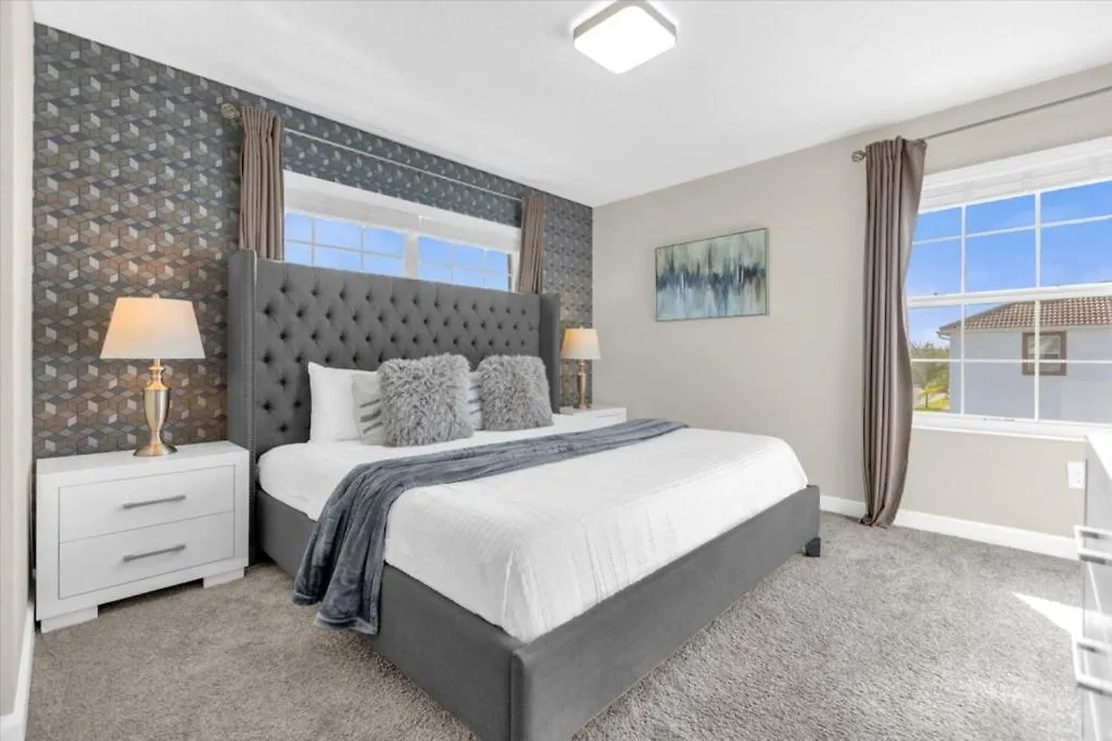 5 Bedrooms-4 Bathrooms- Storey 4935 Wa Semesterbostad *