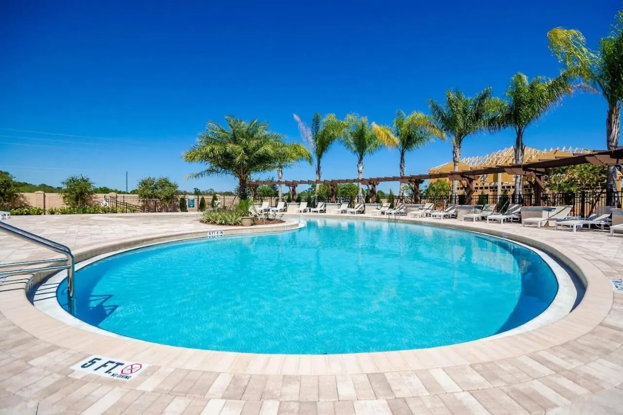 Holiday home Amazing 4bdr Few Miles From Kissimmee