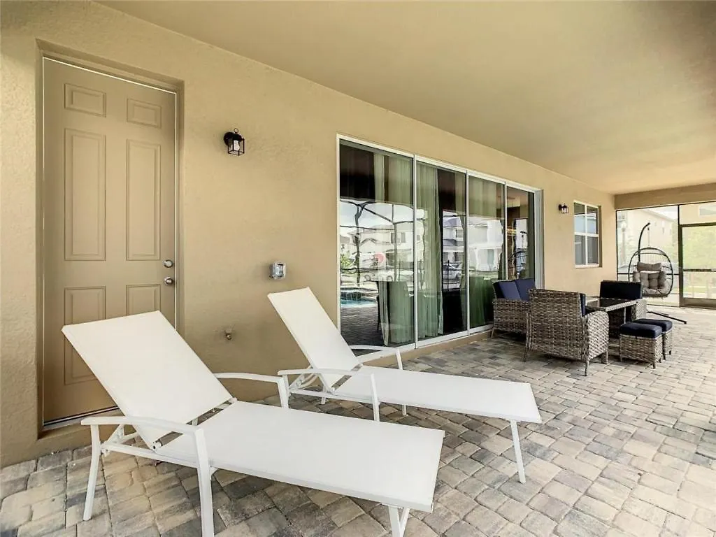 10 Bed - Pool - Game - Solara *