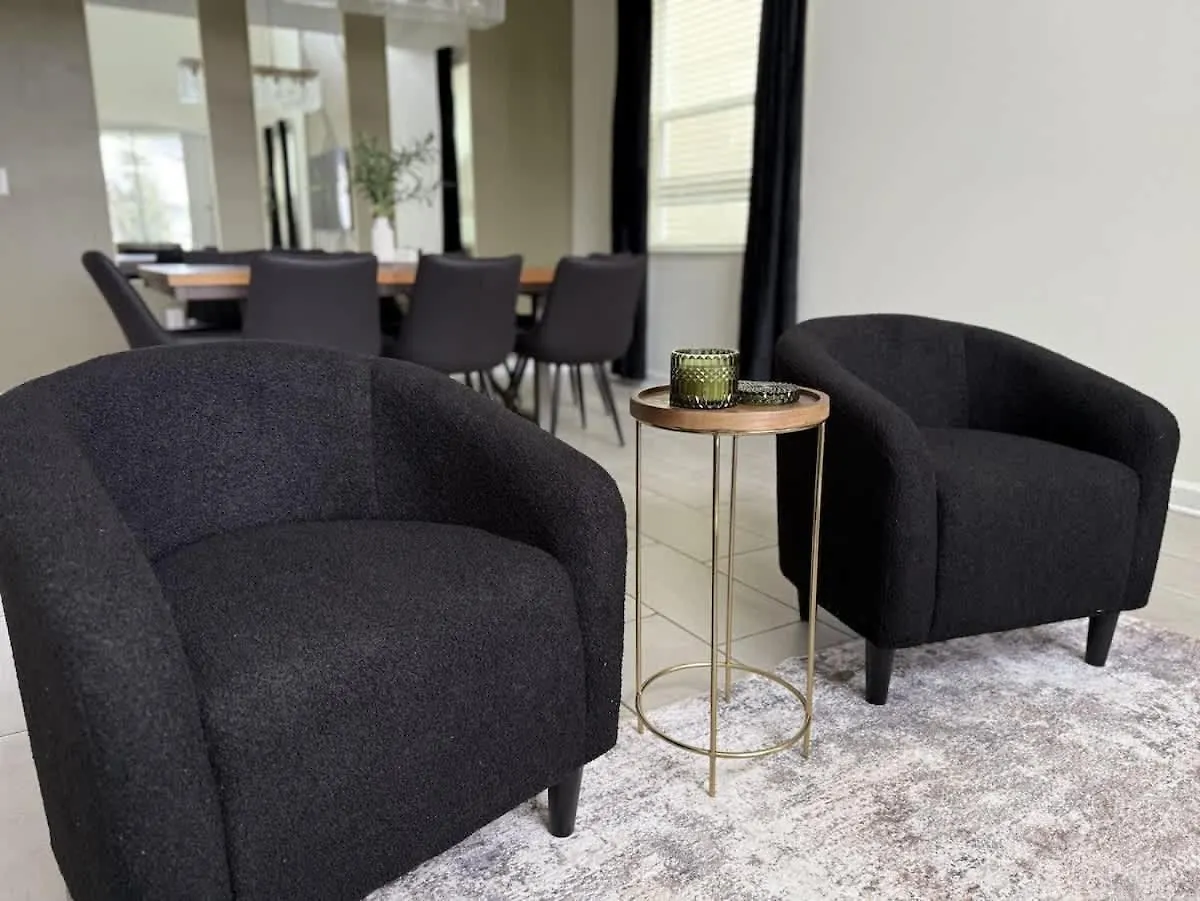 בית נופש Serene Villa- Your Perfect Getaway Near The Fun