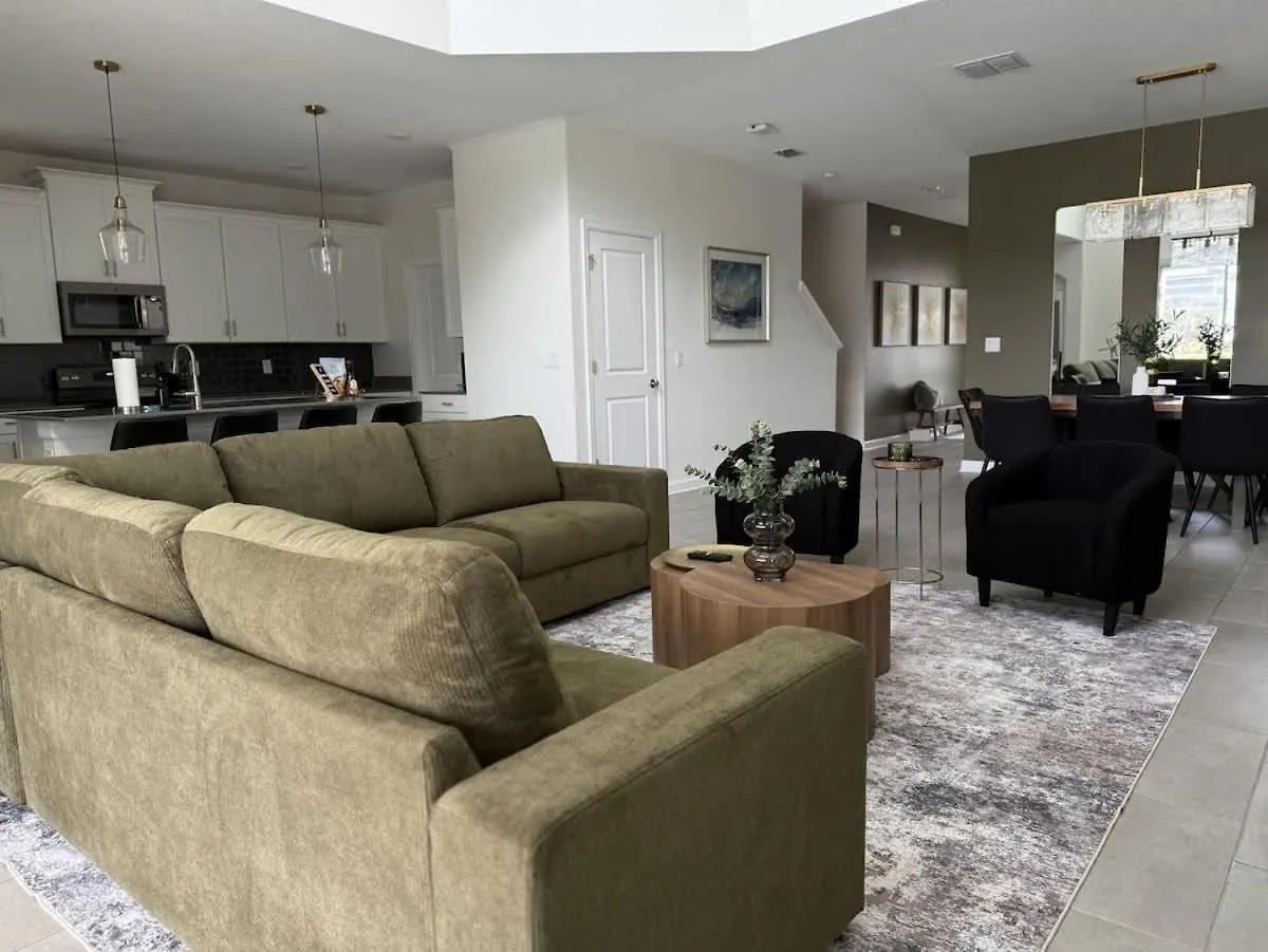 Serene Villa- Your Perfect Getaway Near The Fun בית נופש קיסימי