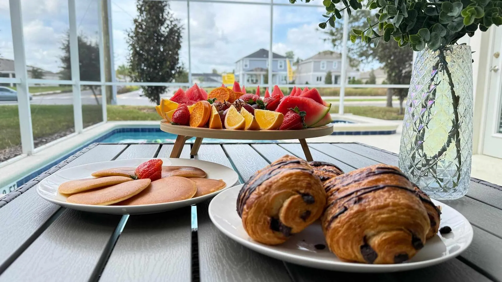 Serene Villa- Your Perfect Getaway Near The Fun *