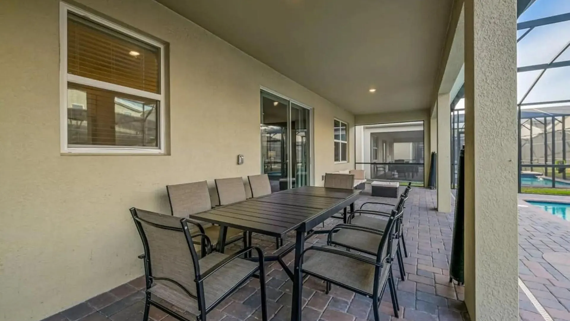 4555- Luxury 9br W/ Private Pool & Themes *