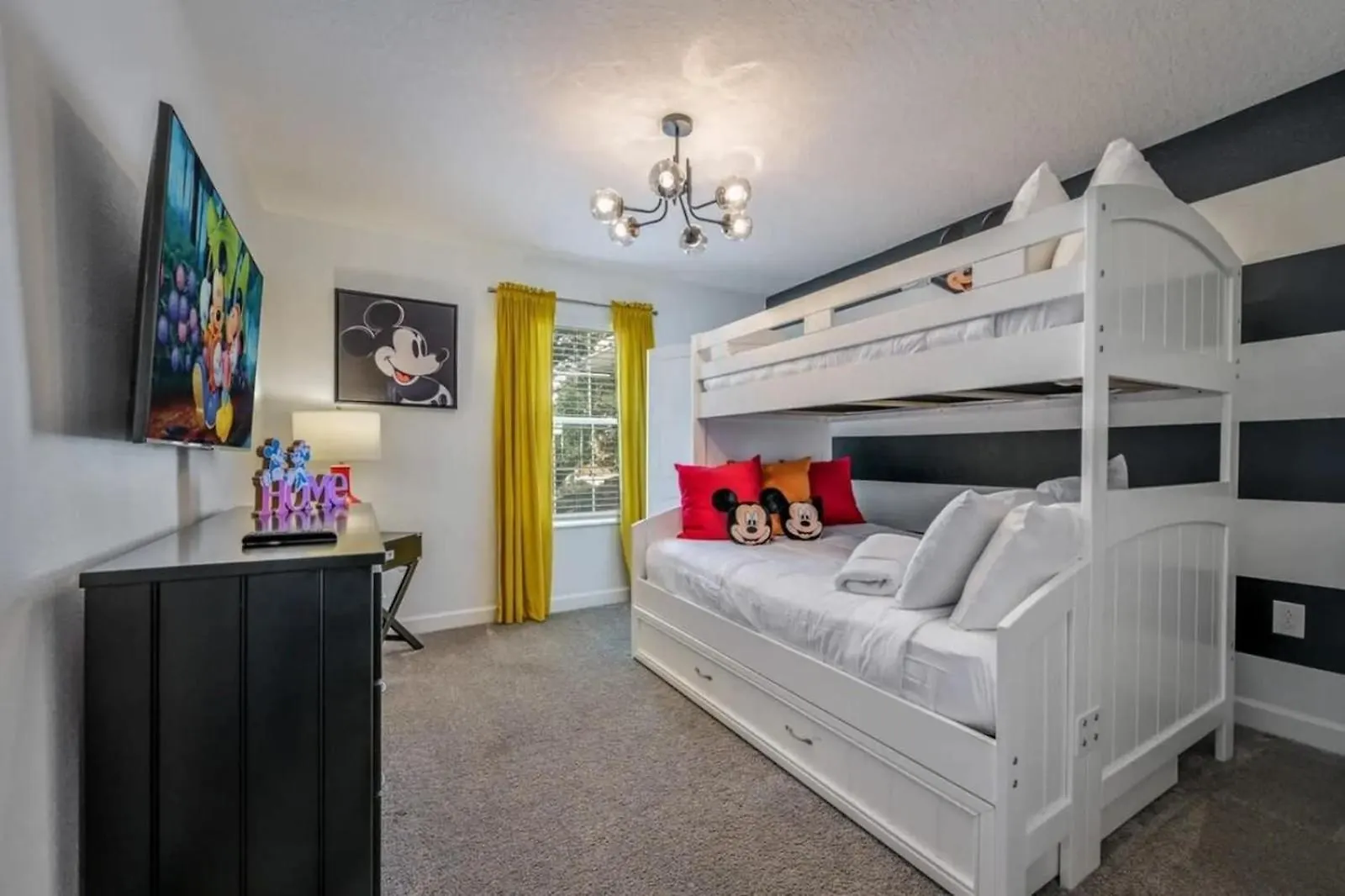 Сasa de vacaciones 5045 Stylish With Private Pool 10 Min From Parks *
