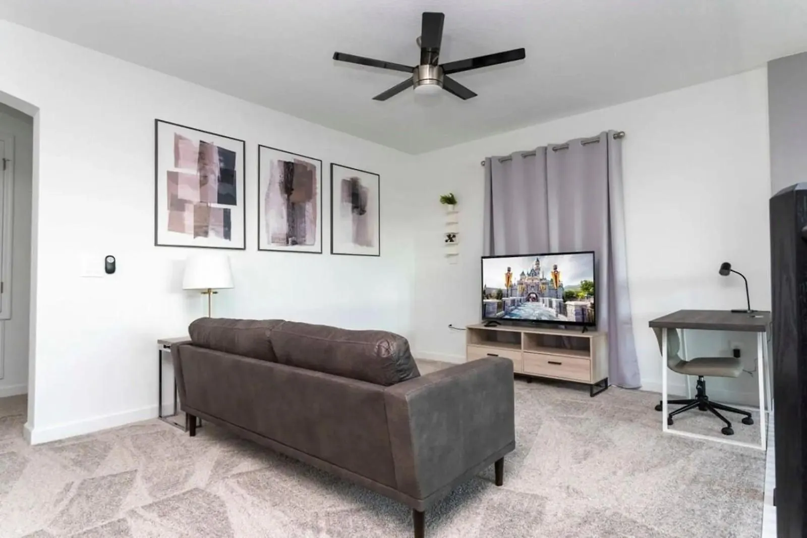 4318- 5-bedroom Storey With Private Pool Near