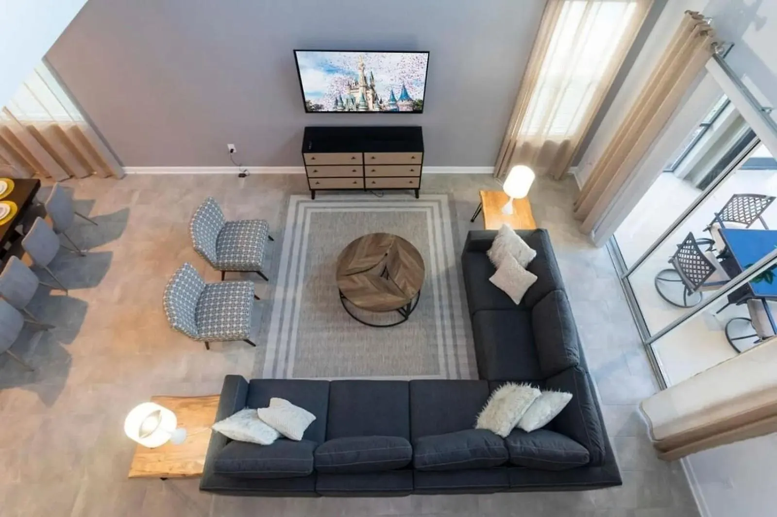 4318- 5-bedroom Storey With Private Pool Near