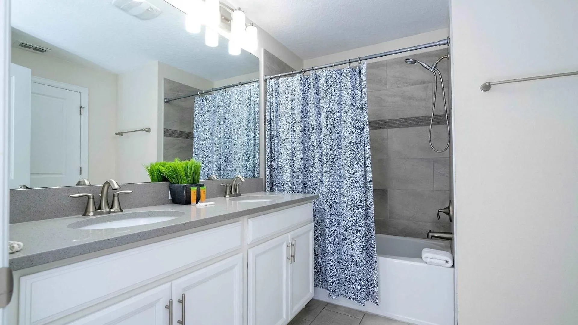 Stunning 5bd With Pool At Storey 5019 Kissimmee