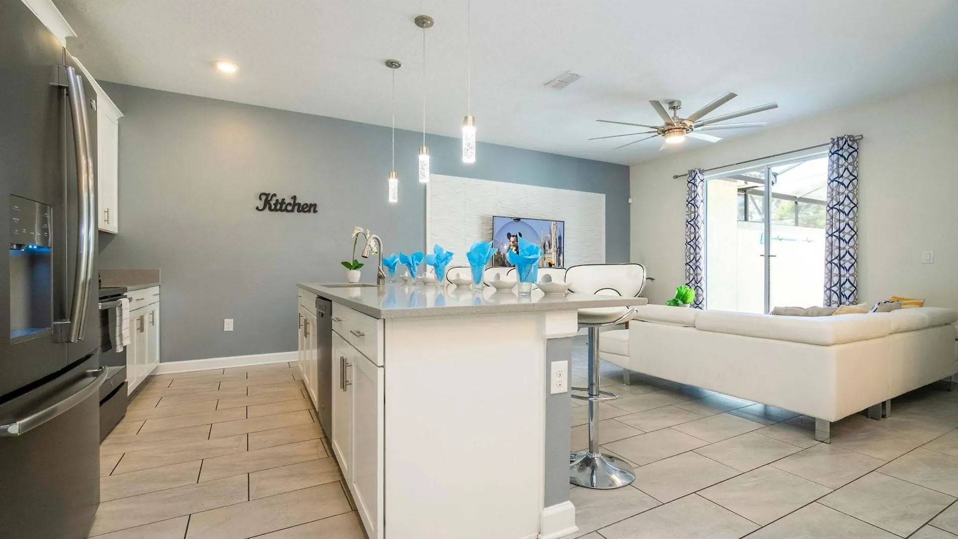 Stunning 5bd With Pool At Storey 5019