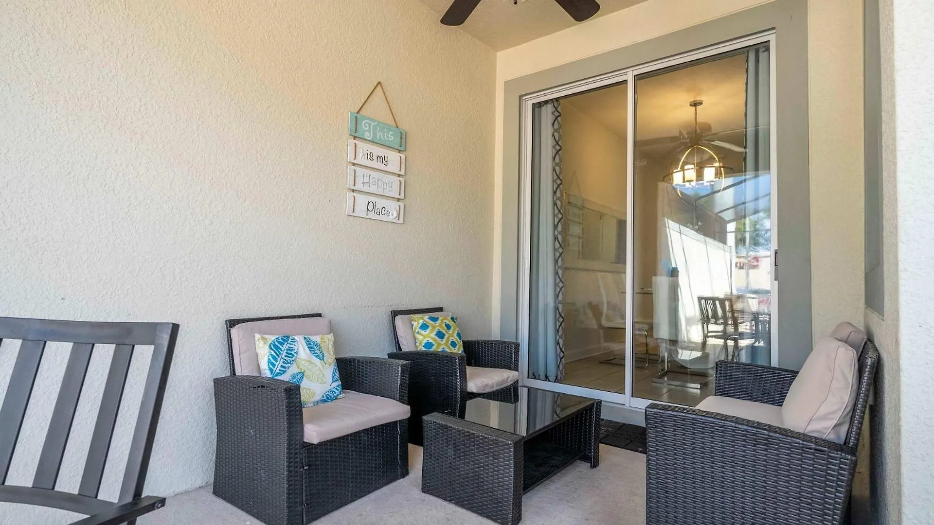 Hébergement de vacances Stunning 5bd With Pool At Storey 5019