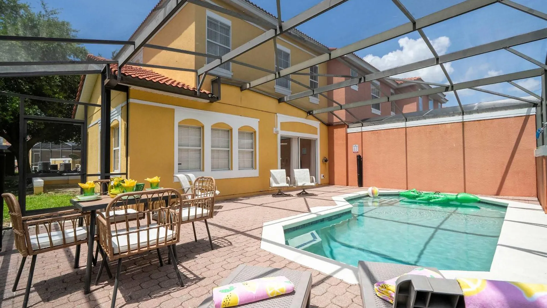 Gorgeous 4bd W Pool At Encantada 8523