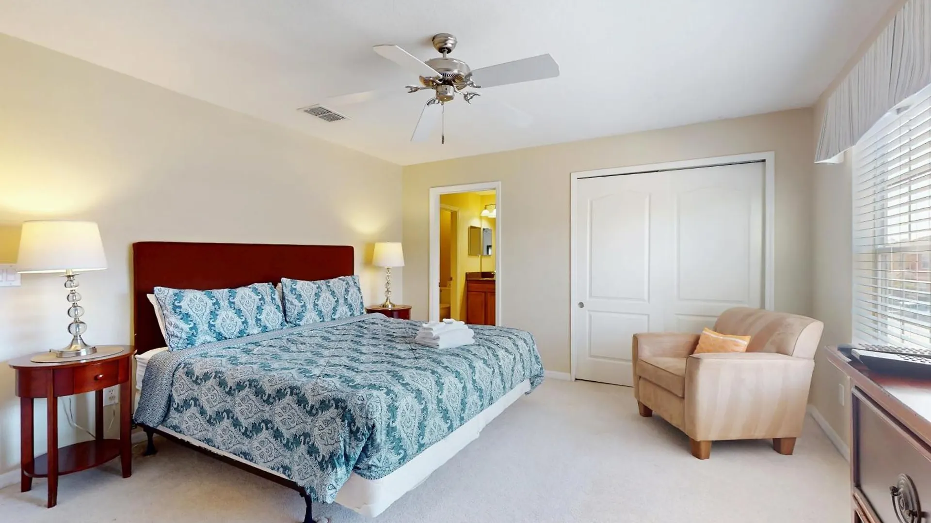 4 Bed 3 Bath Vacation In Kissimmee