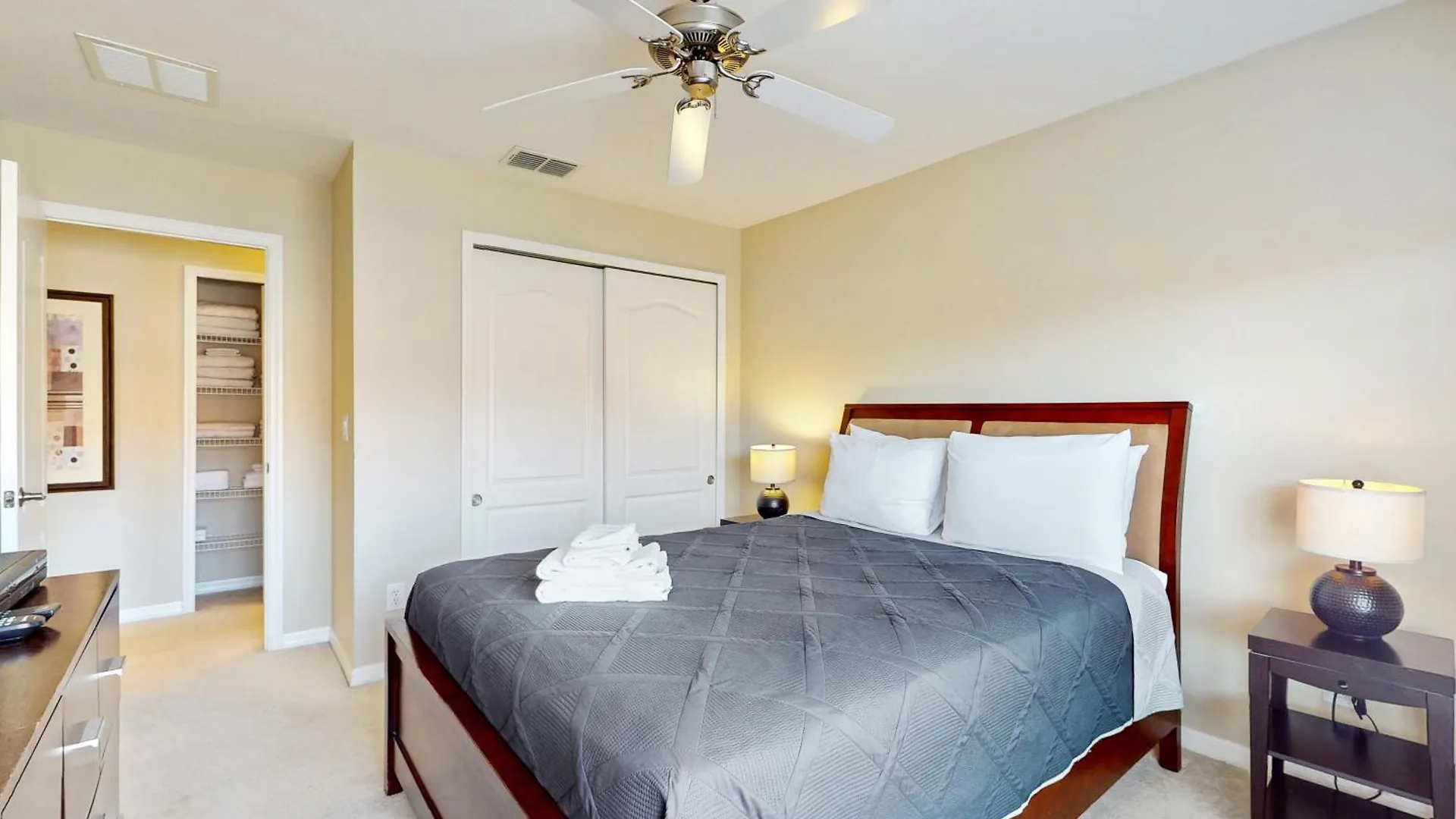 4 Bed 3 Bath Vacation In Holiday home Kissimmee