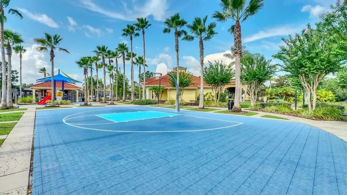 Amazing House 5br 3b 15 Min From World