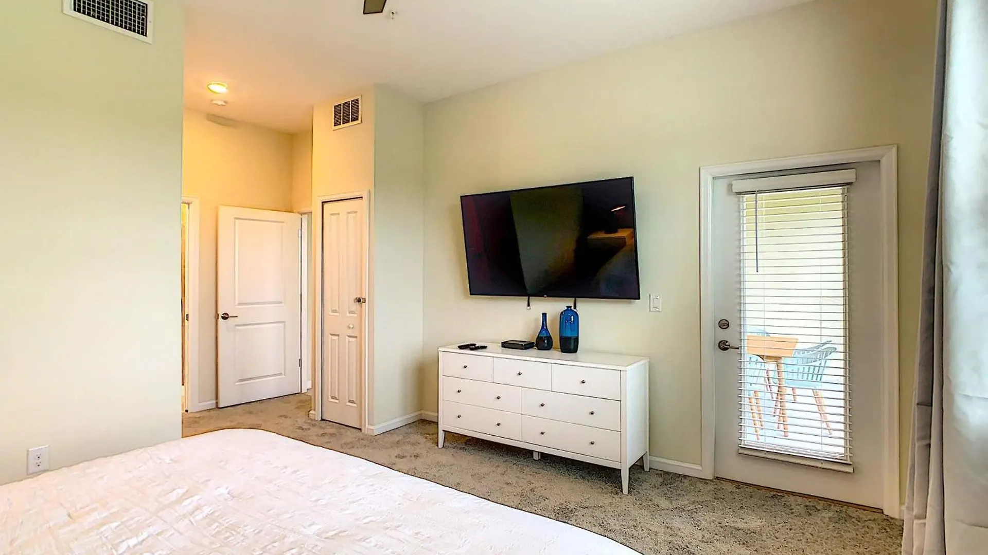 Splendid 2br With Game & Console *