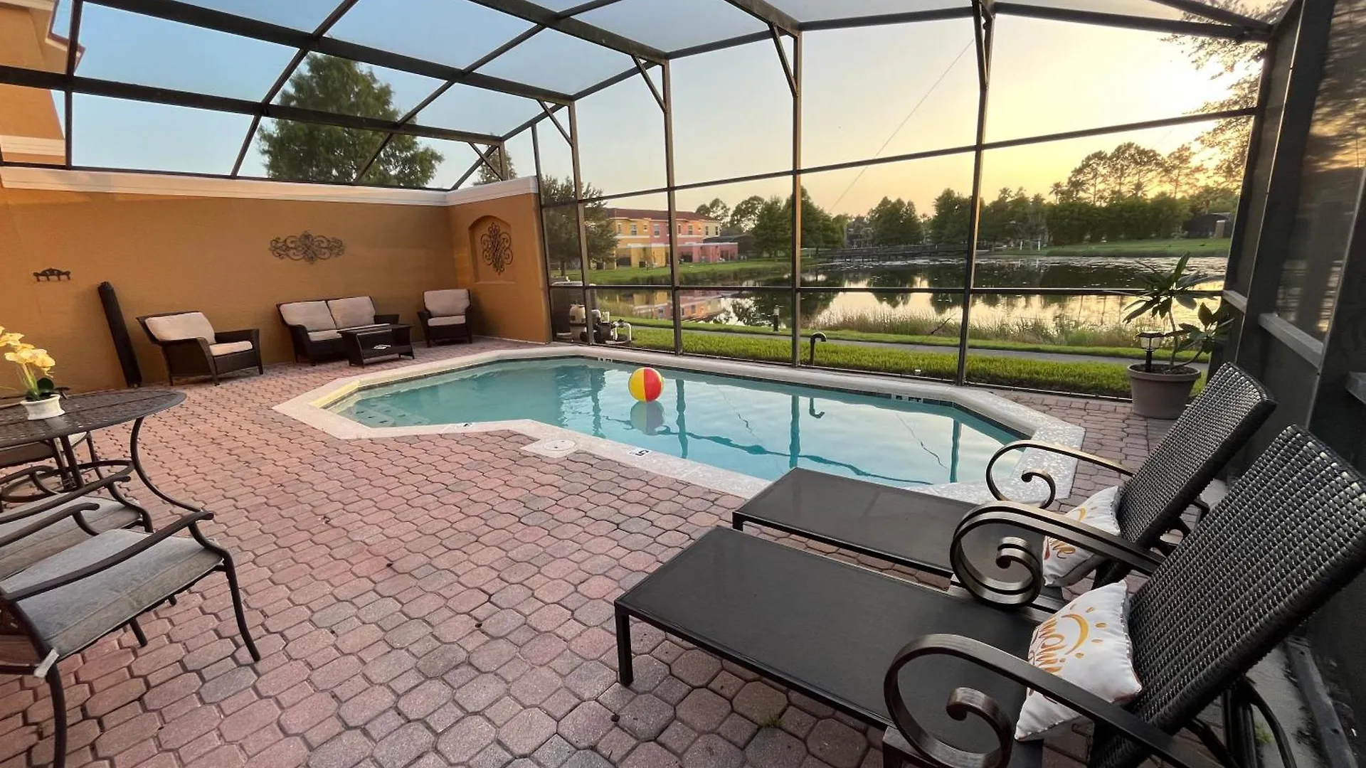 Create Lasting Magical Memories For 8 *