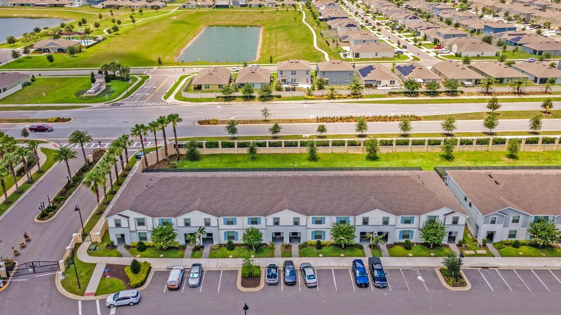 Live Luxe At House Of Dreams At Windsor Kissimmee