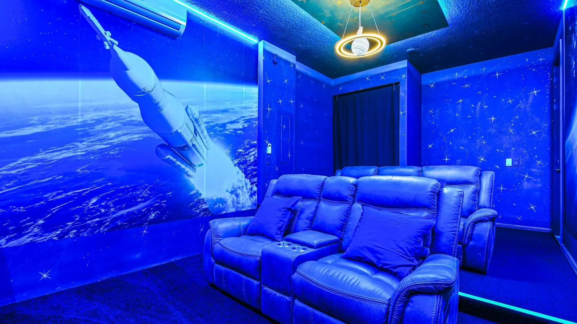 Extraordinary Solara 7br Private Pool/spa Near Kissimmee