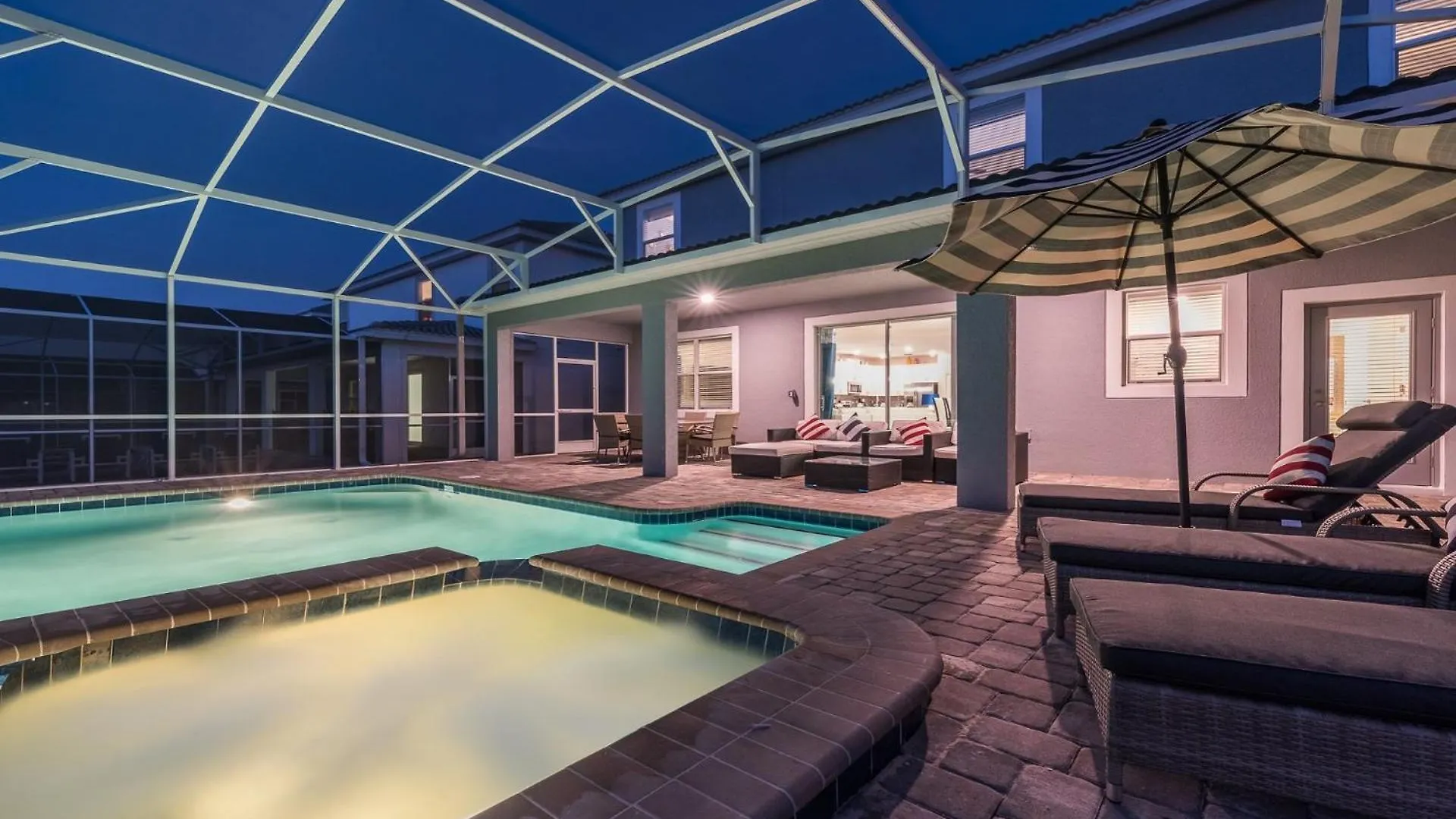 Getaway: Pool, Spa, Games, Great Locale Holiday home *