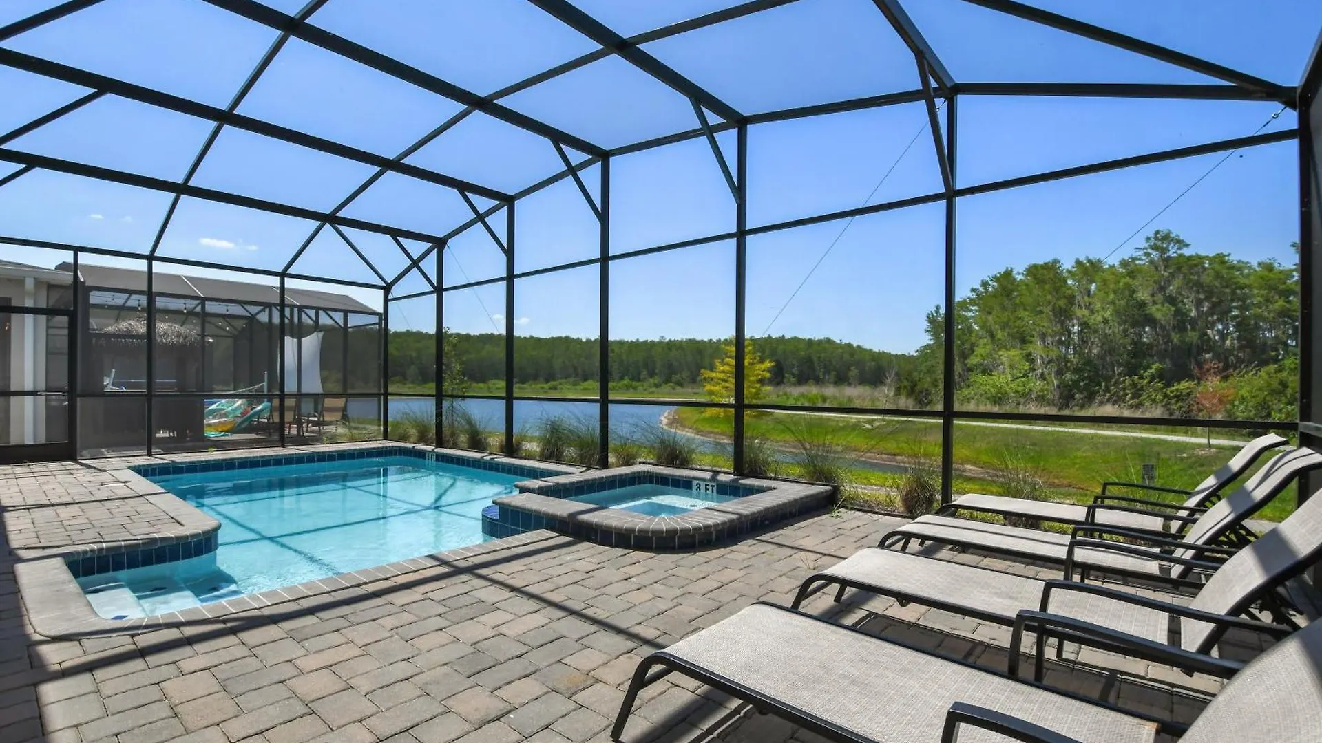 Prázdninový dům View Cozy W/ Pool & Games Near Kissimmee
