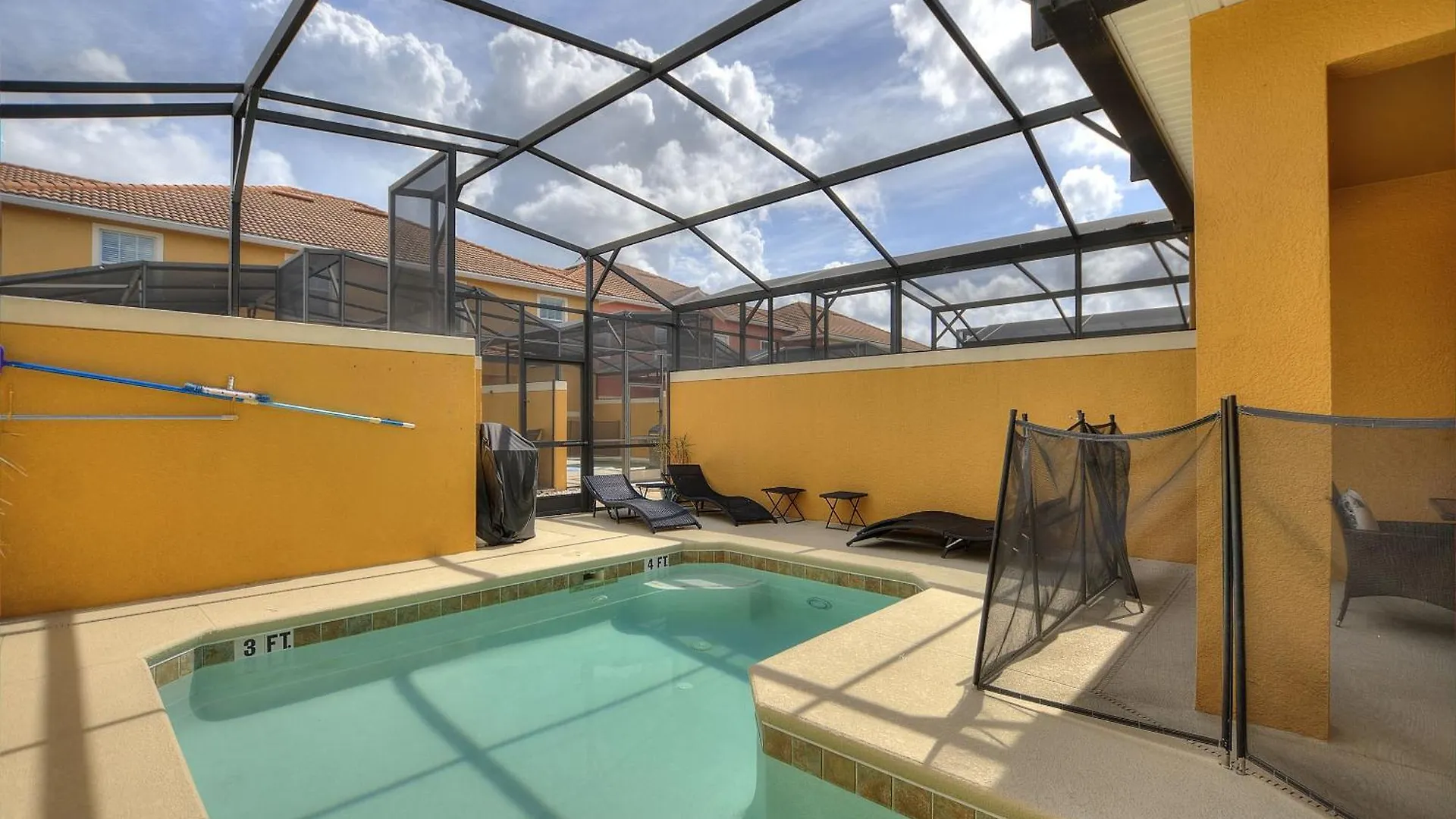 Sunny Paradise Retreat At Paradise Palms By Shine Townhouse *