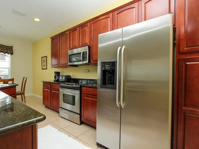 Villa 2625 Pawnall Windsor Hills