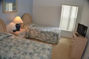 4630 4 Bedroom Private Pool Home, Cumbrian Lakes Kissimmee