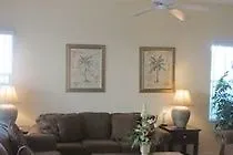 Homes4uu - Area Vacation Rentals- 호텔