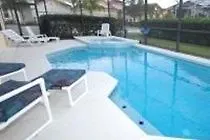 Homes4uu - Area Vacation Rentals- 호텔 키시미