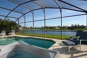 1029 3 Bedroom Pool Home, Eagle Pointe 酒店 3*