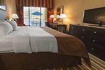 Hotel Main Gate East 3*
