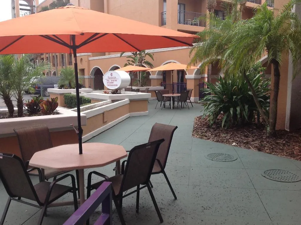 Ramada By Wyndham Downtown