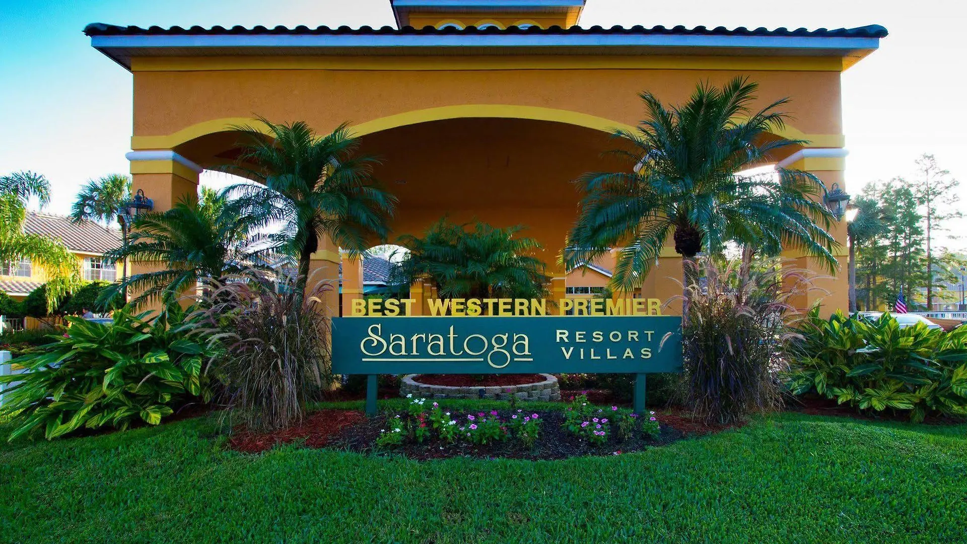 Saratoga Villas- Near
