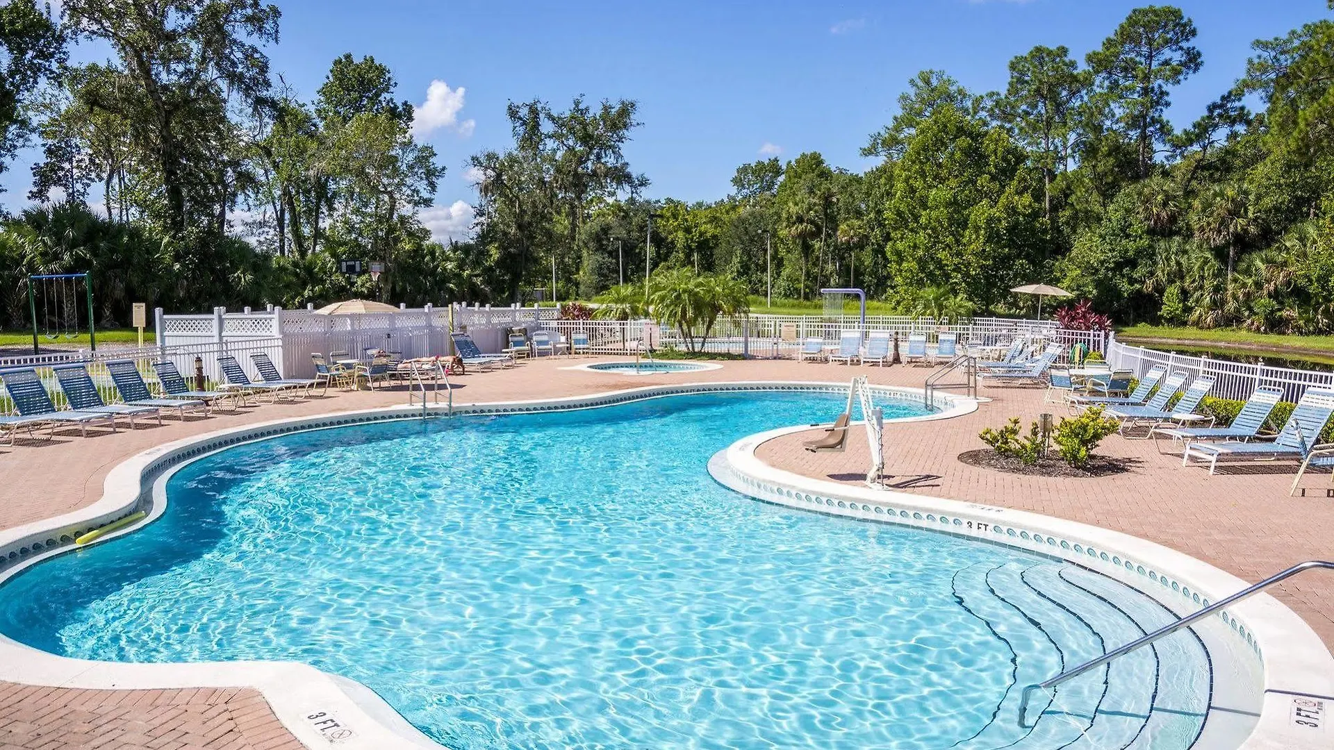 Barefoot'n Kissimmee