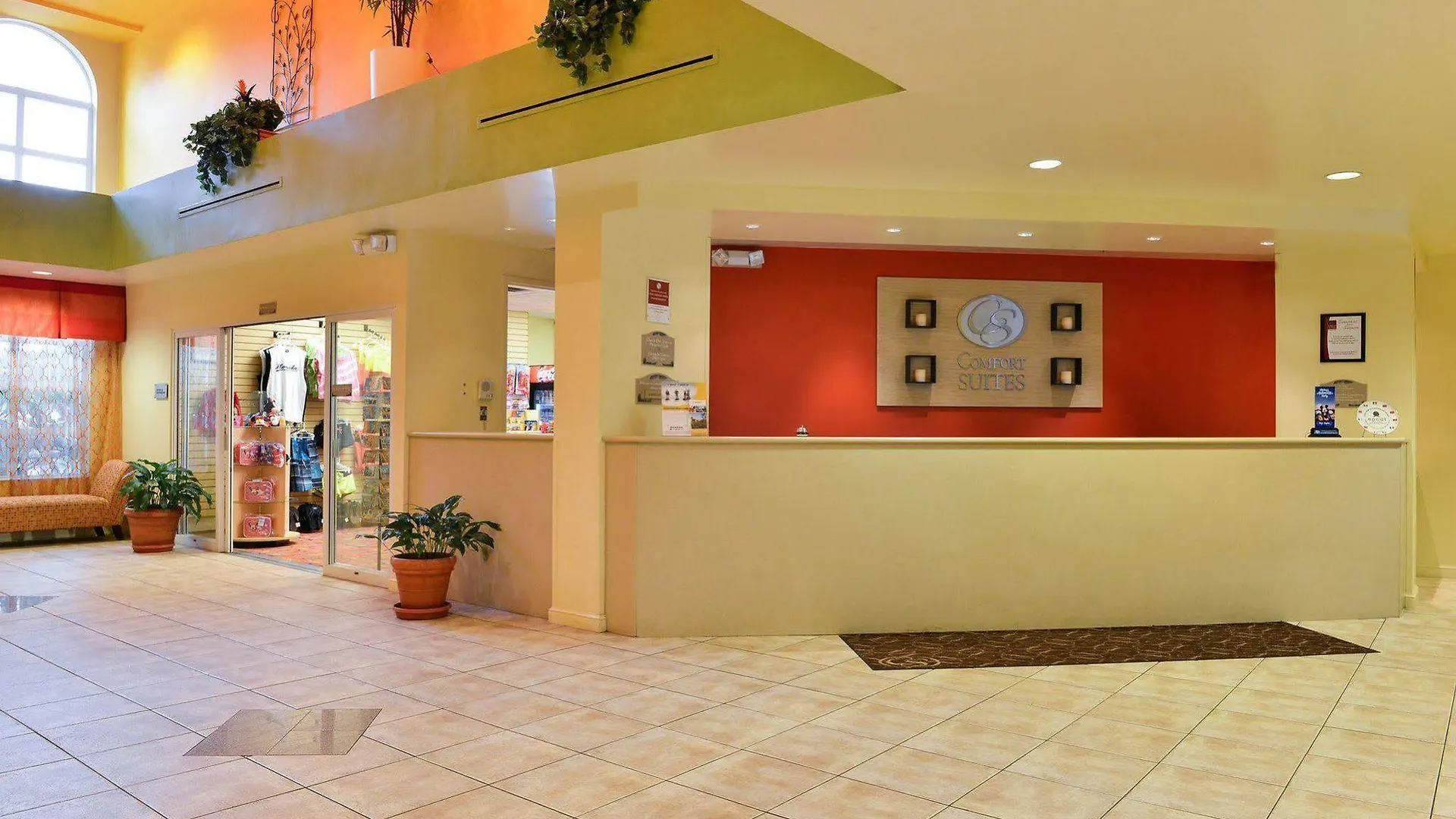 Hotel Comfort Maingate East Celebration