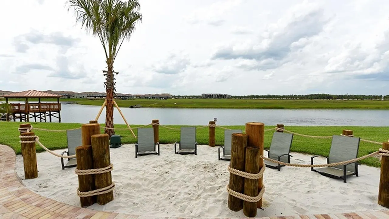 Aco Storey 4 Bedroom Vacation With Pool Holiday home *