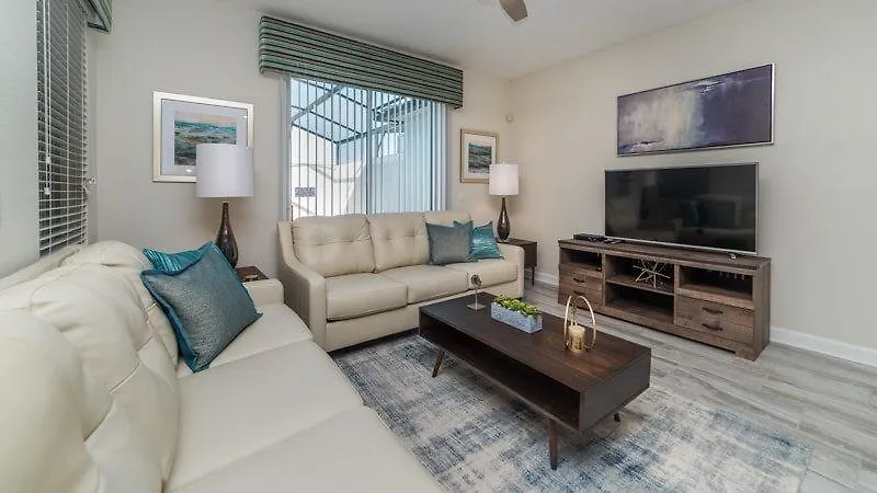 בית נופש Stunning Storey 4 Bed 3 Bath Townhome With Splash Pool *