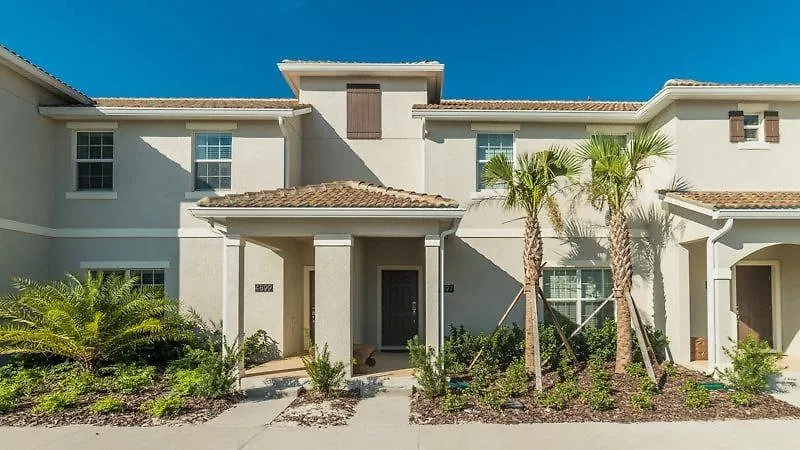 Stunning Storey 4 Bed 3 Bath Townhome With Splash Pool אורלנדו