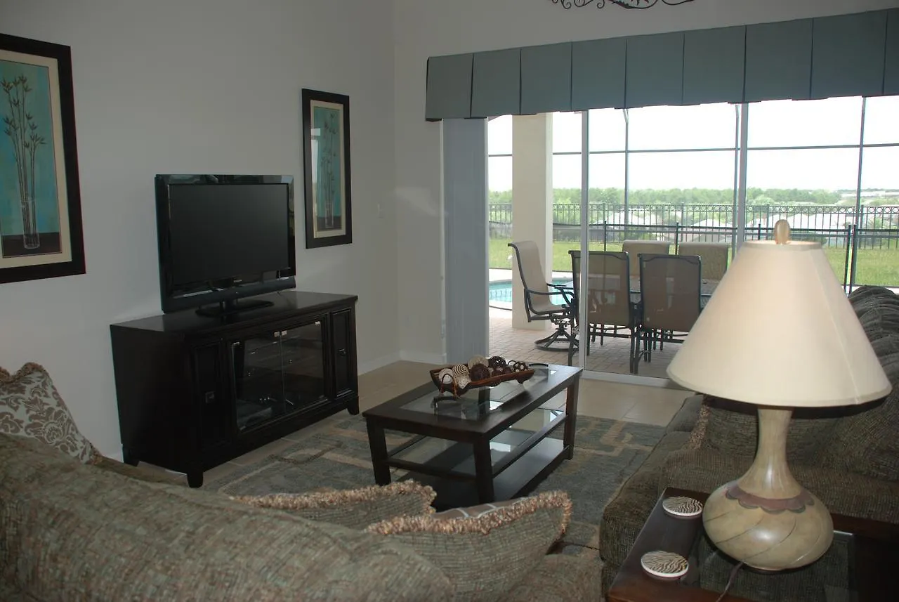 Close To With No Added Fees * Kissimmee